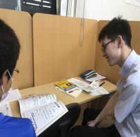 高井　鉄弥先生