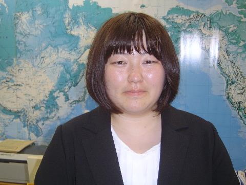 山本　真衣先生
