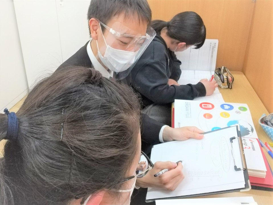先生がわかるまで教えてくれる！