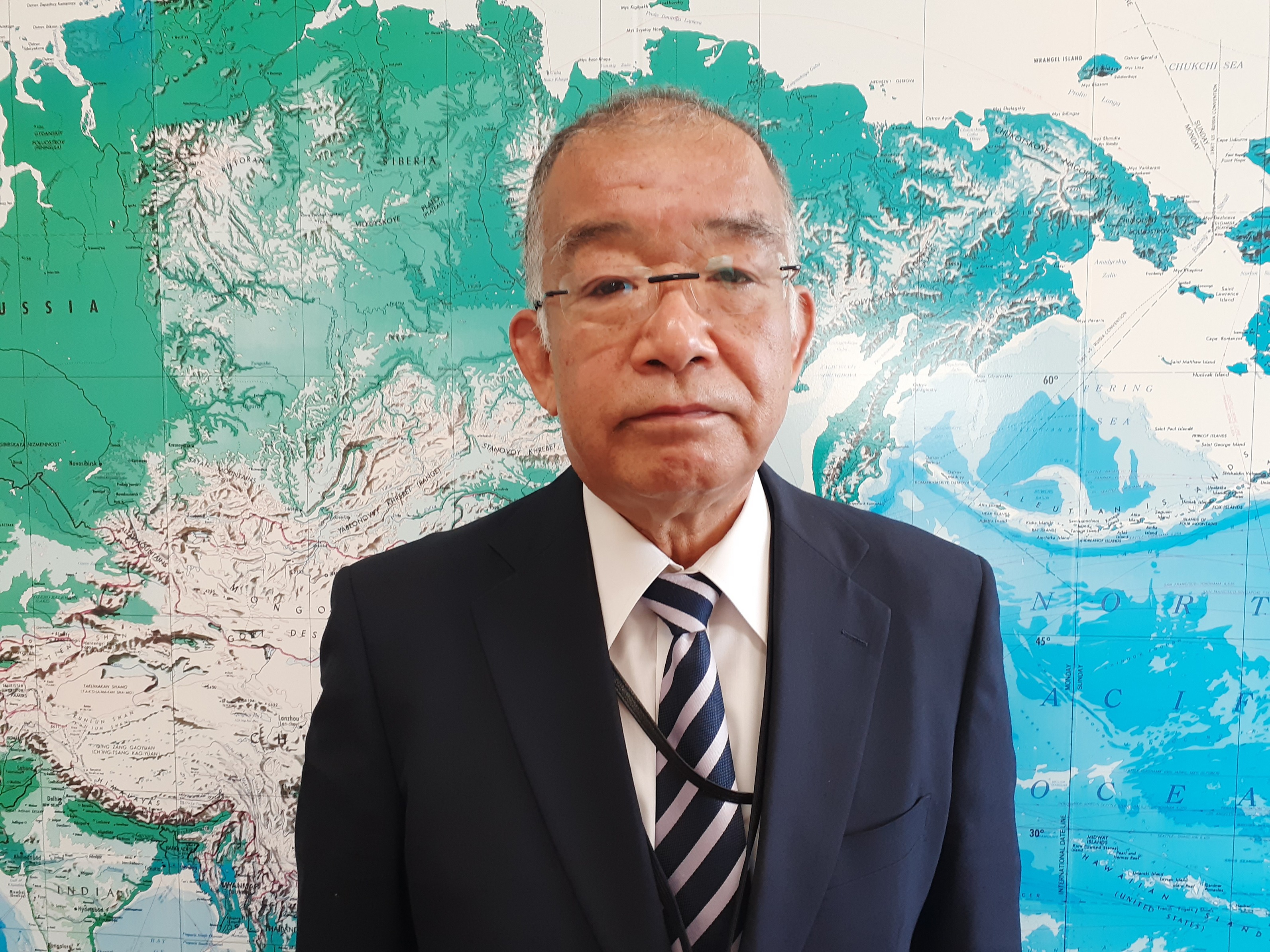 　小島　隆一　先生