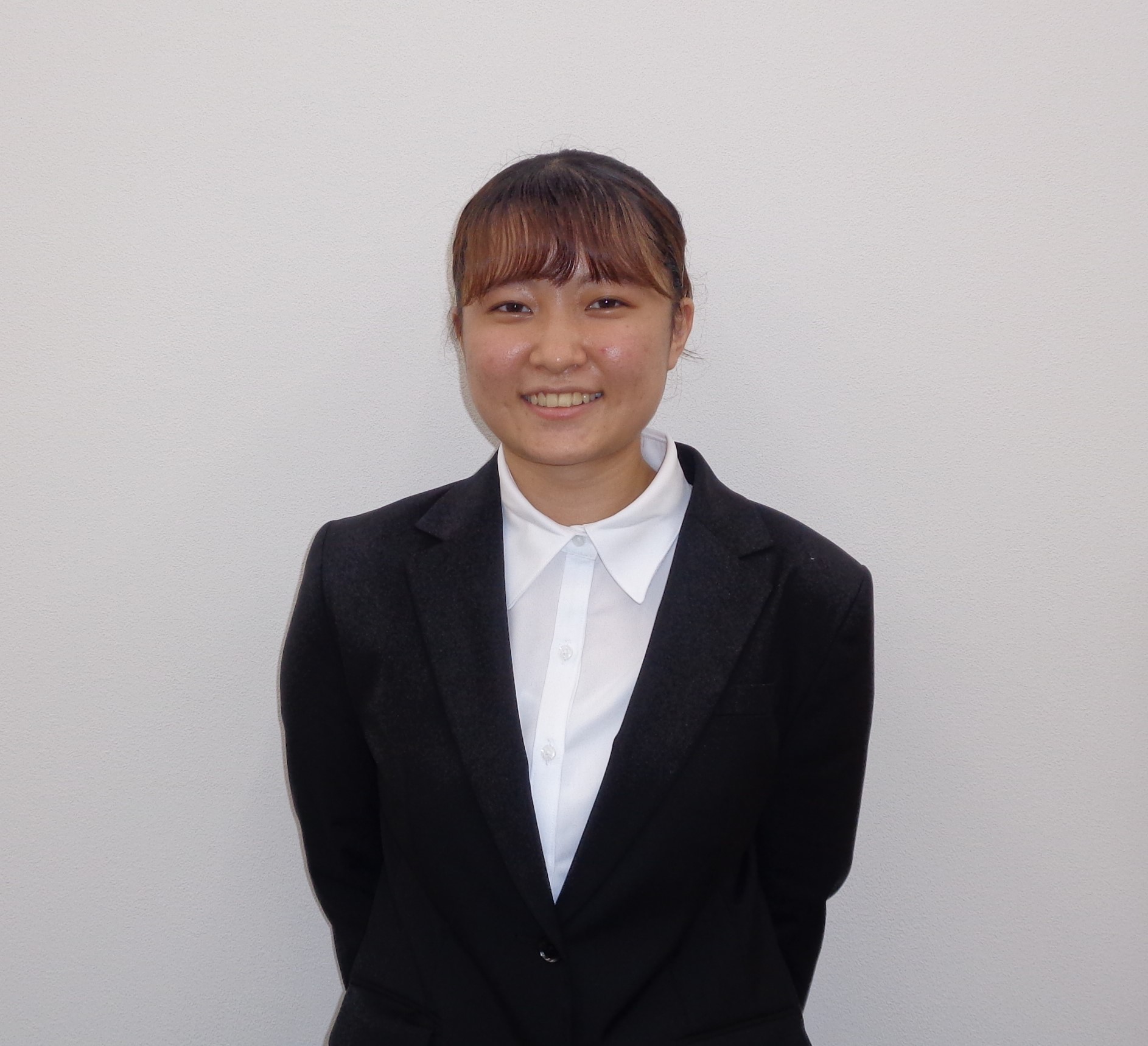 奈須　麻央先生