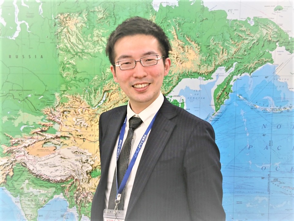 マネージャー　村上