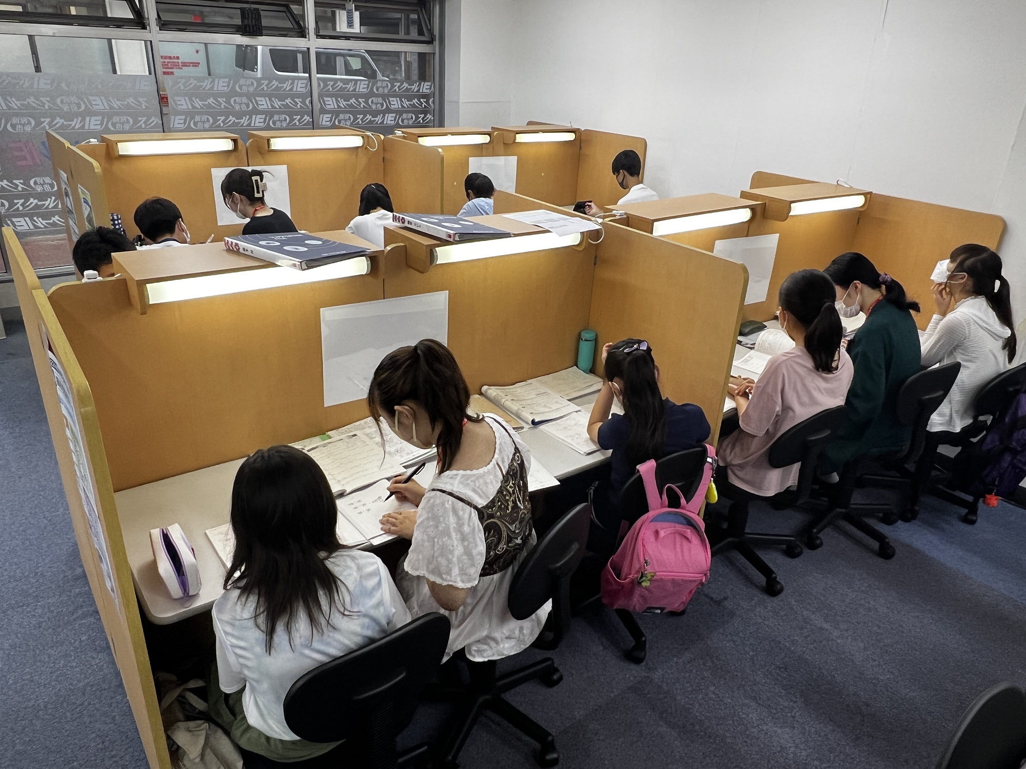 皆さん集中して取り組んでいます