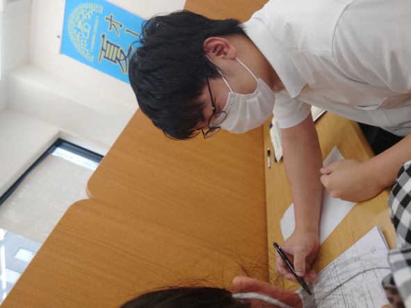 角田　薫先生