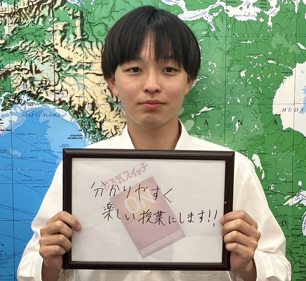 山内　遥仁先生