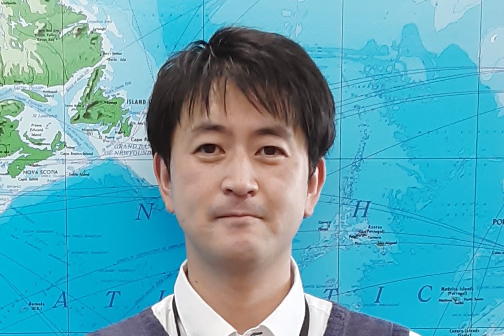 田島専任講師