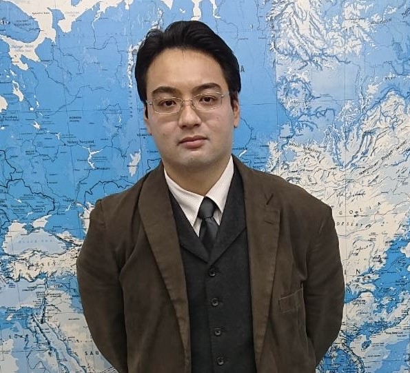 谷先生