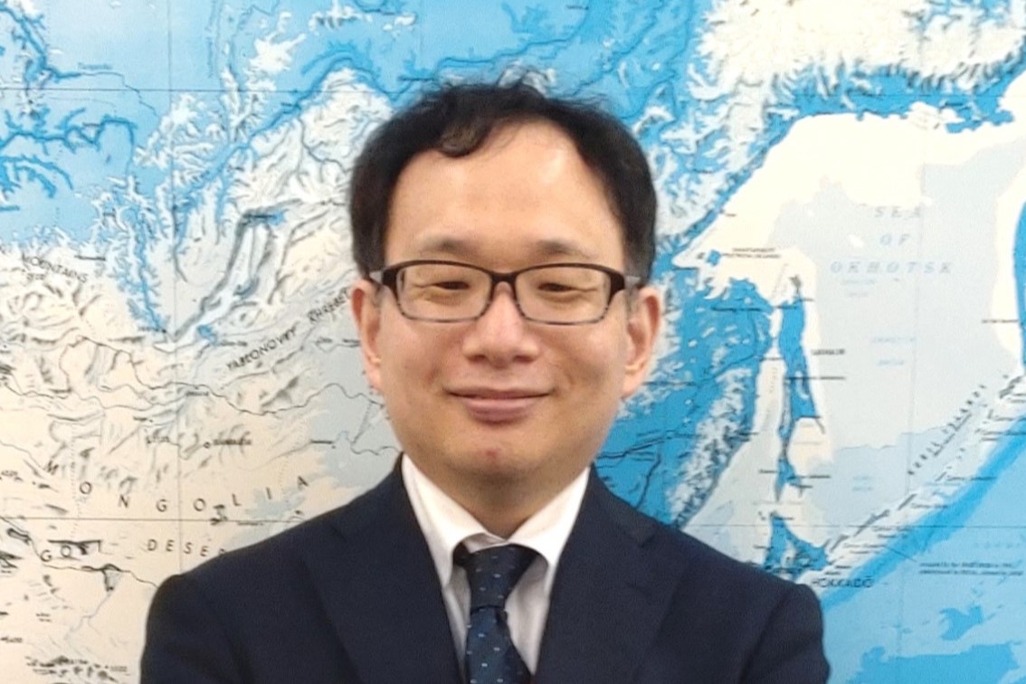 鈴木 副室長