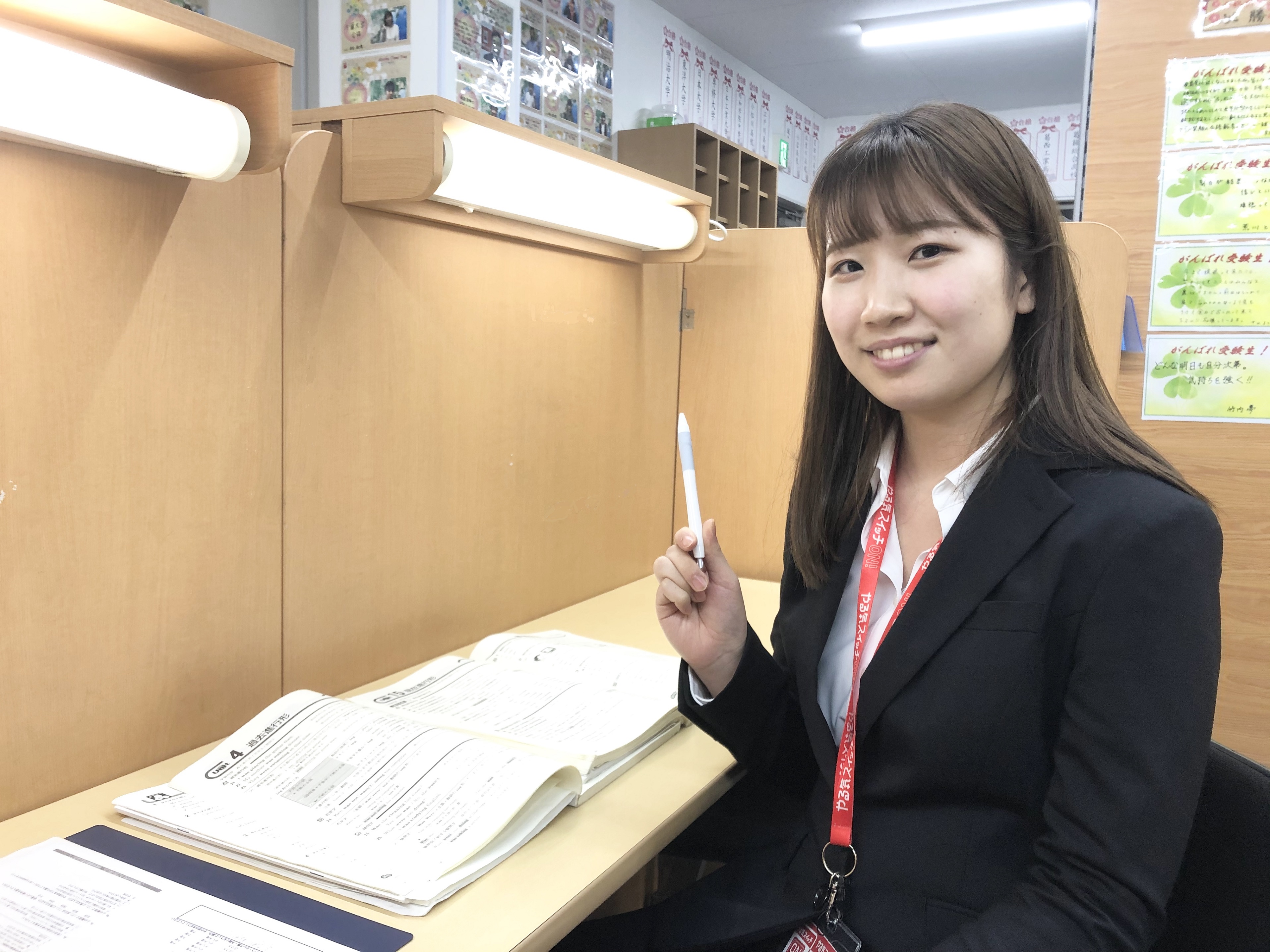 鈴木　彩先生