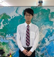 八手幡 勇麻　先生