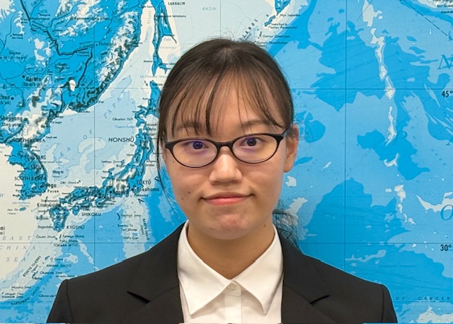 八重　陽南先生