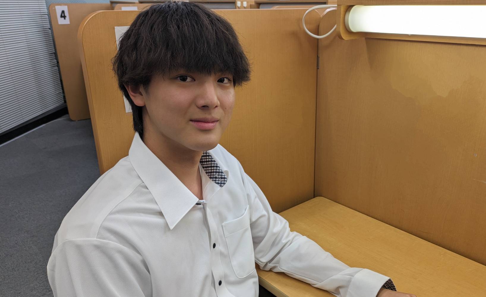 比屋根先生