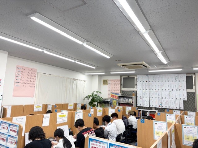 皆集中して頑張っています！
