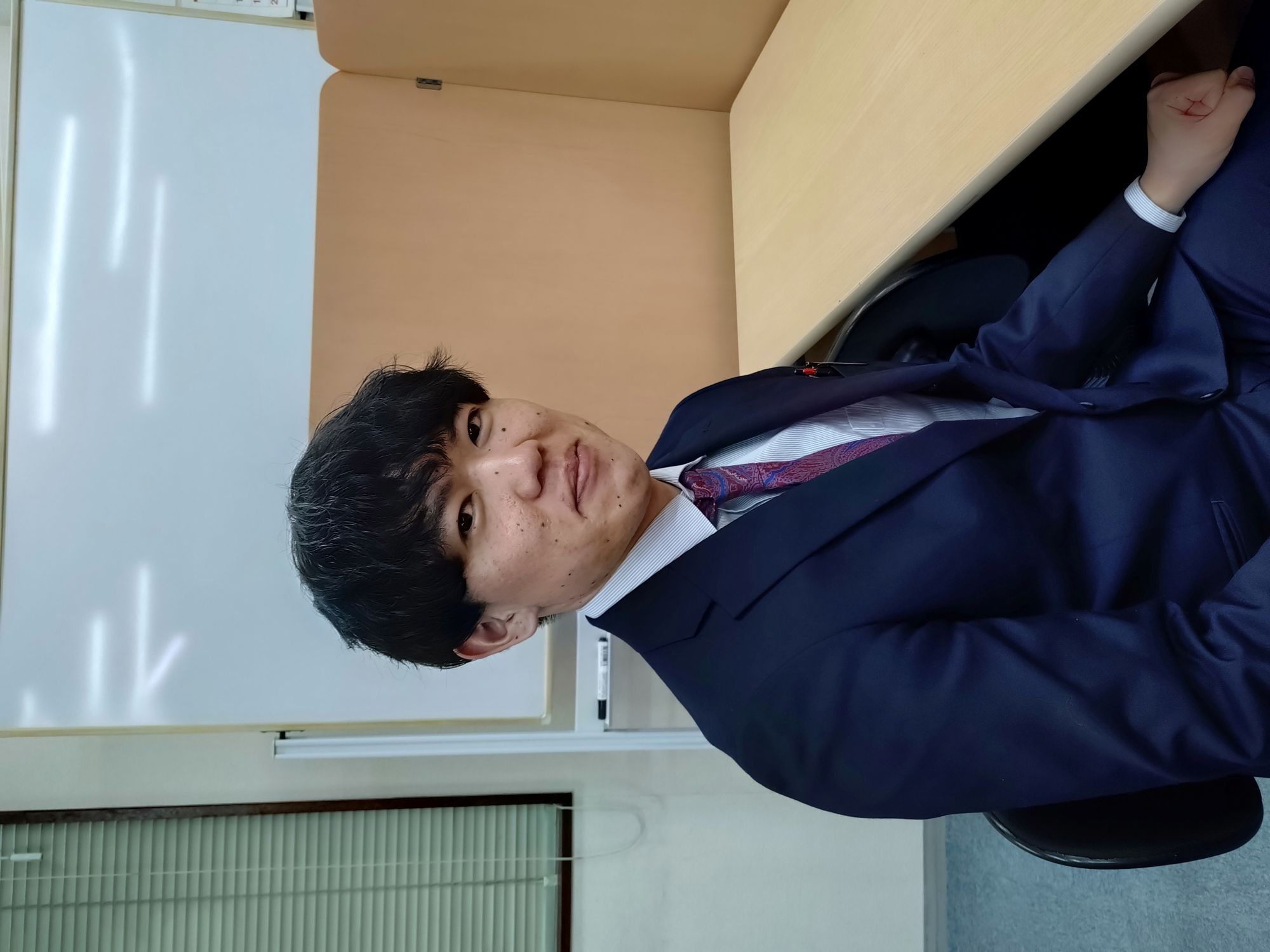 T先生