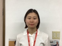 田邉　菜々先生