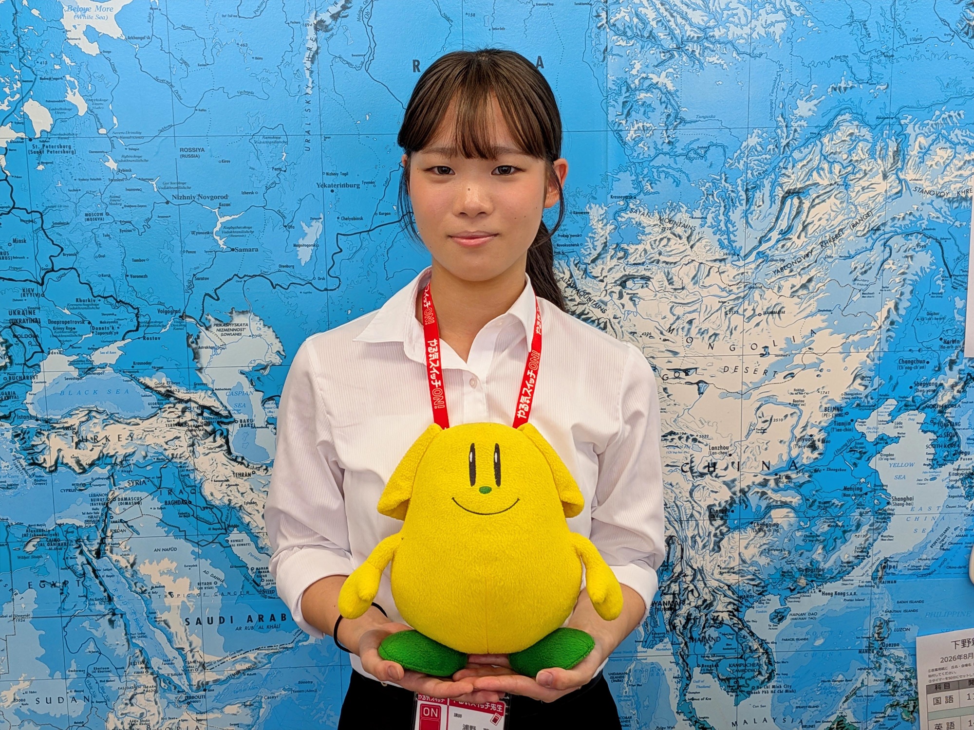 浦野　葵　先生