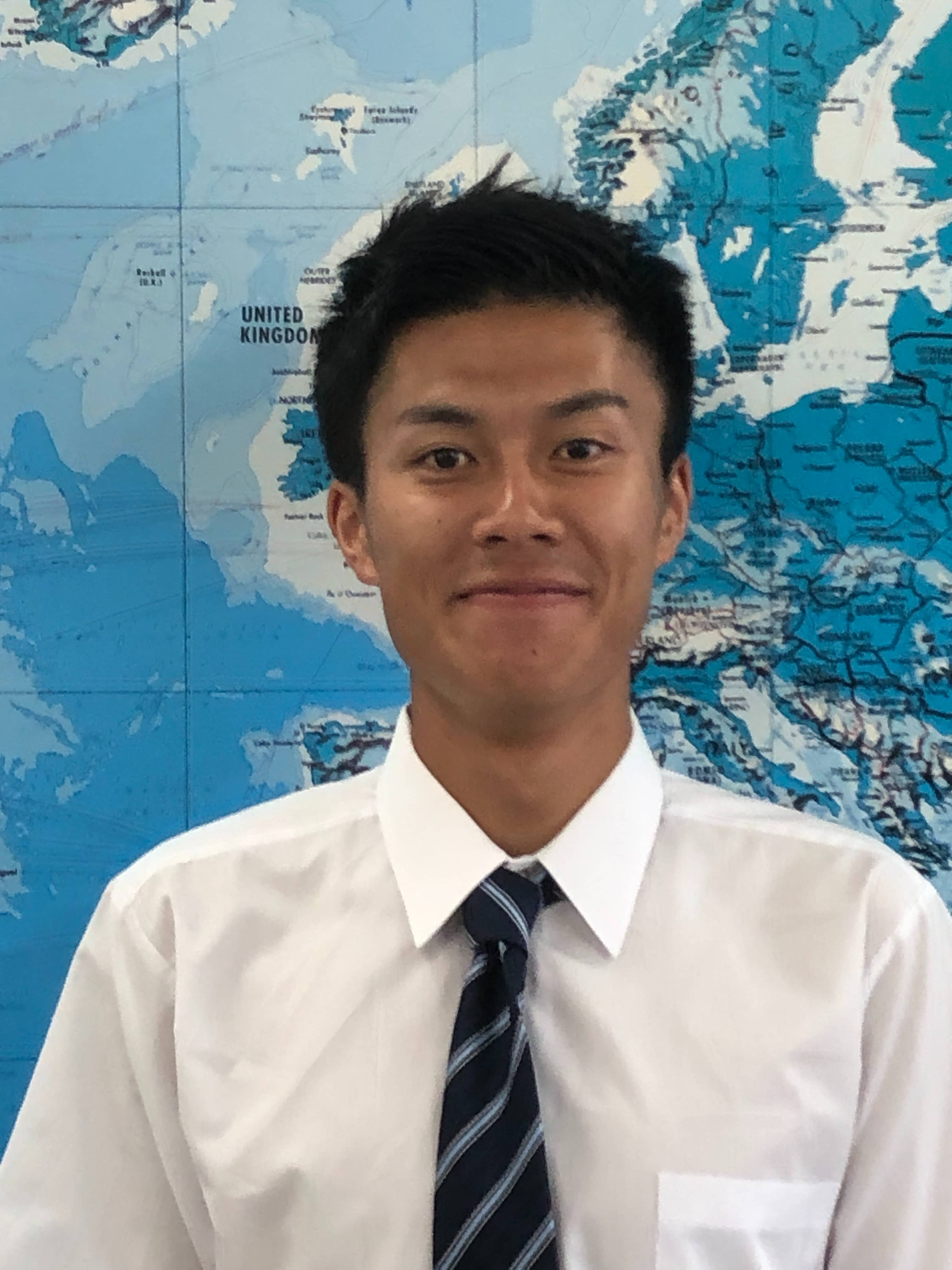 伊賀野　りょう先生