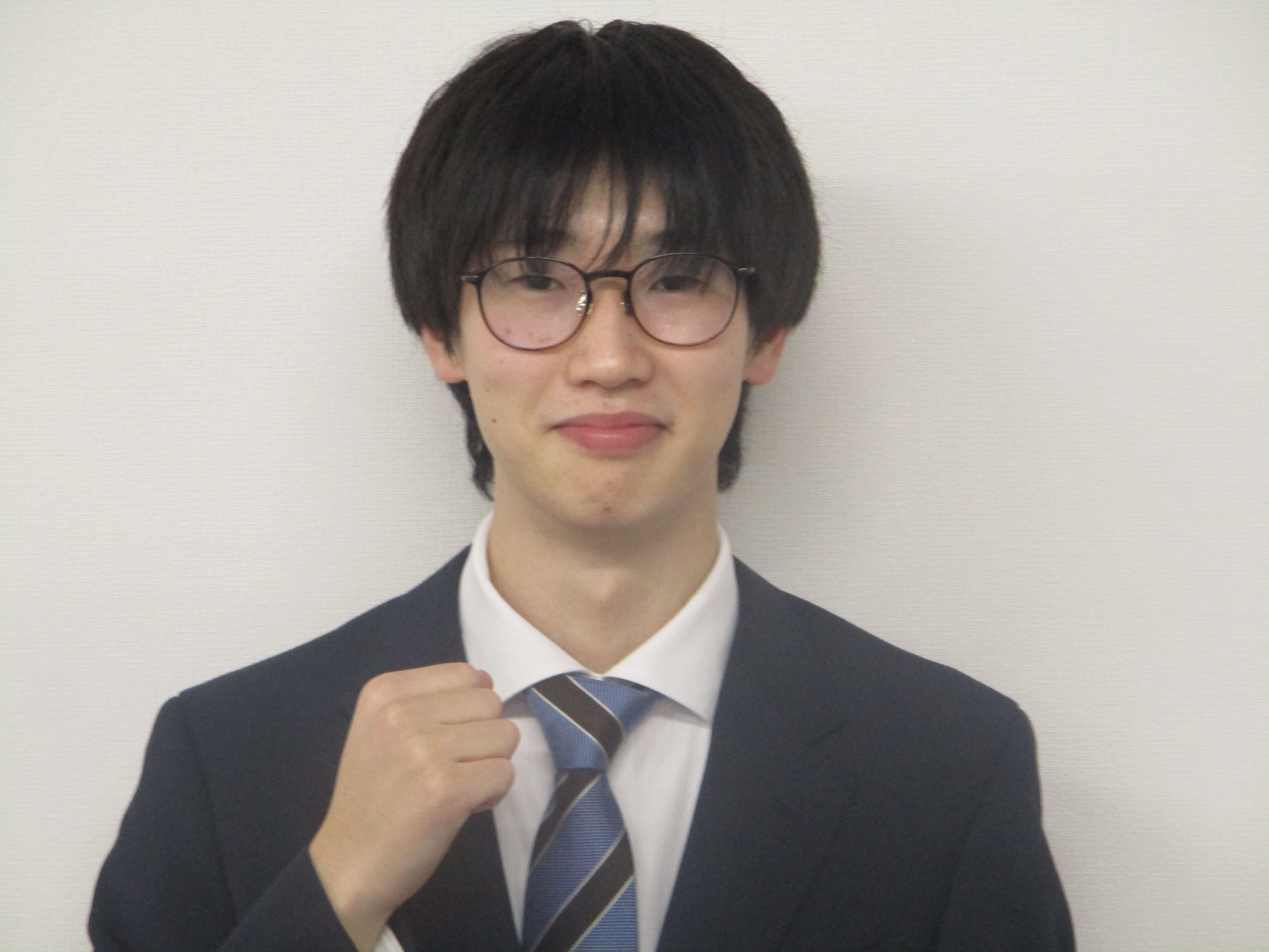 佐藤歩夢先生