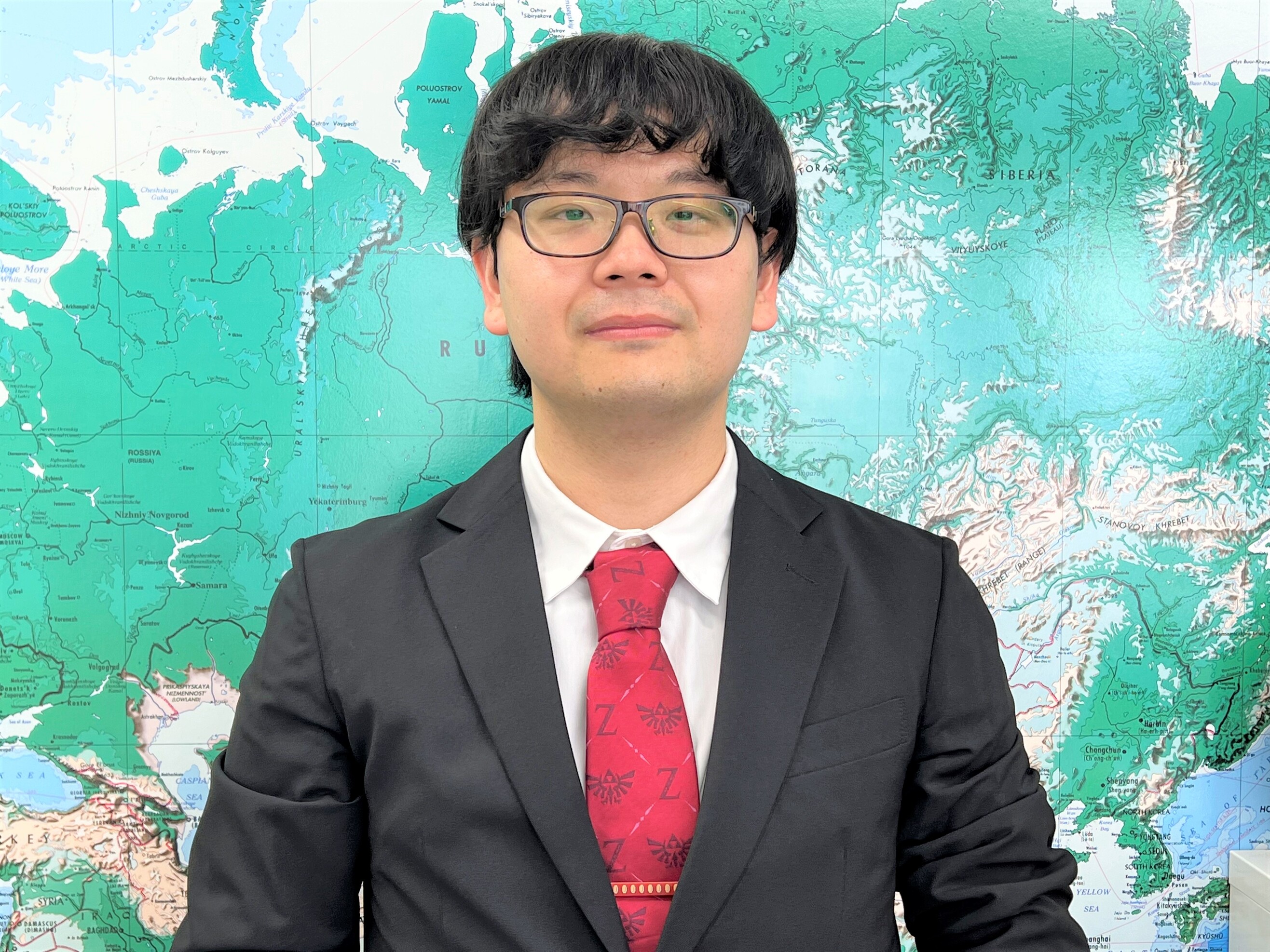 八代副室長