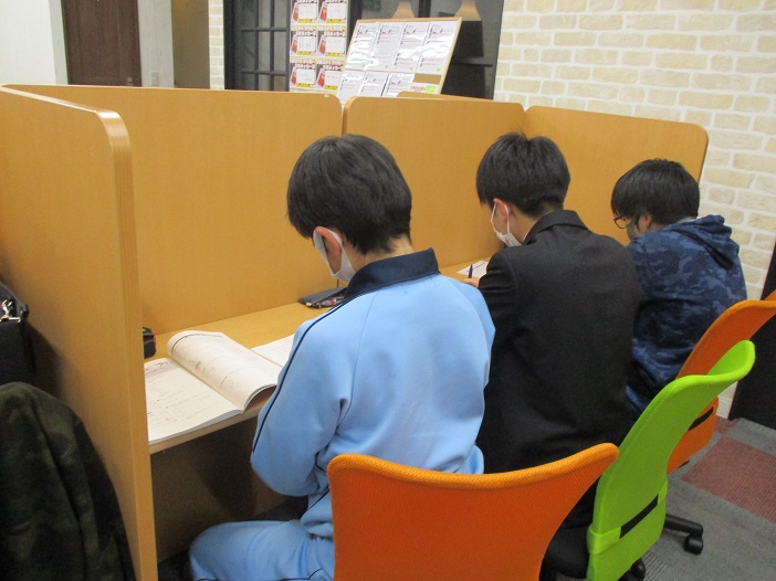 春日部ユリノキ通り校 スクールie 個別指導 学習塾 埼玉県春日部市 春日部ユリノキ通り校 スクールie 個別指導 学習塾 埼玉県春日部市