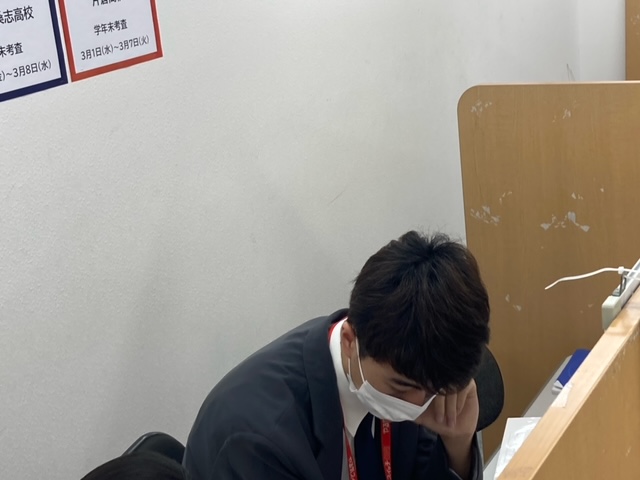 水堀　優希先生