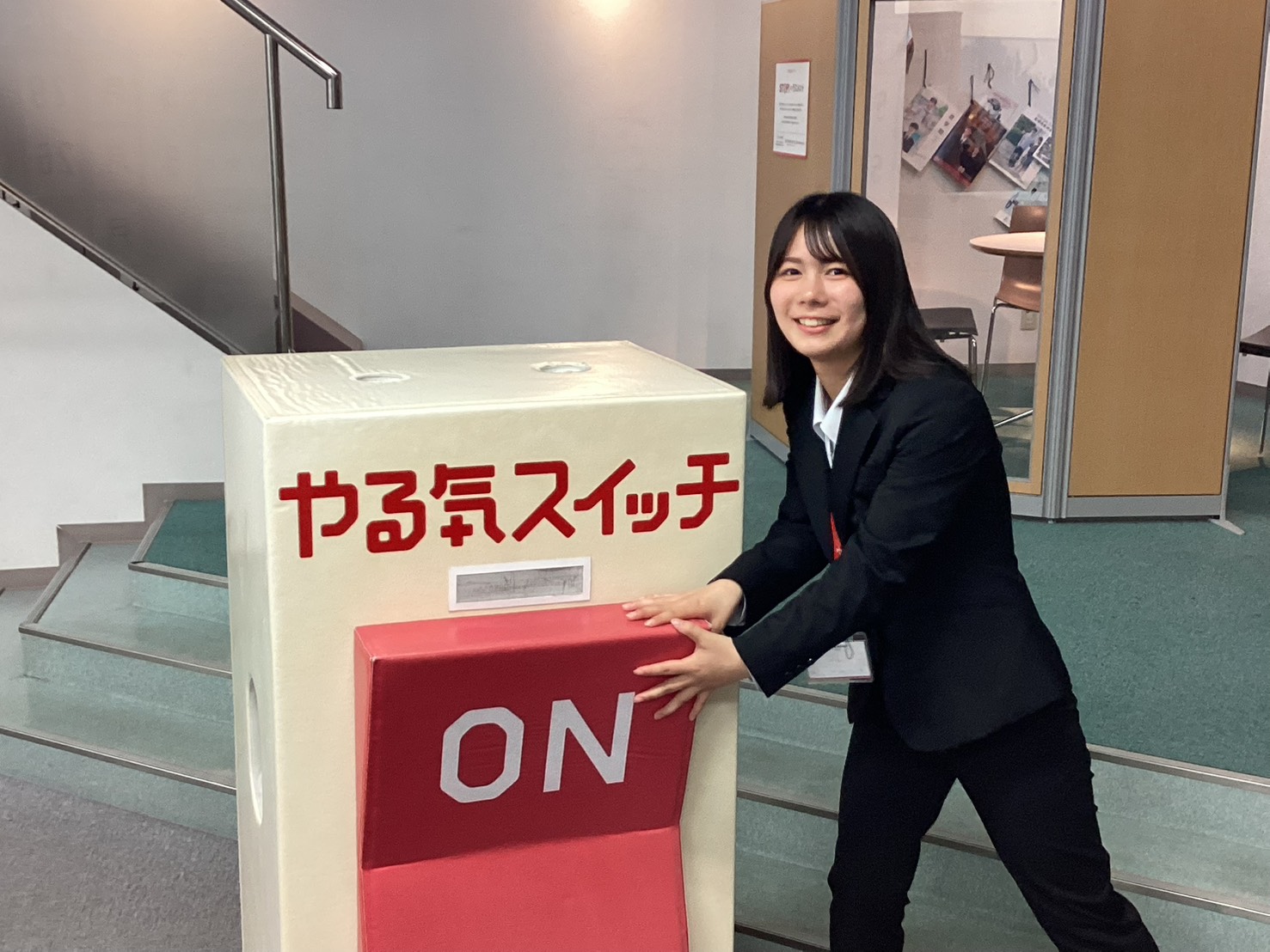 角　彩弥香　先生