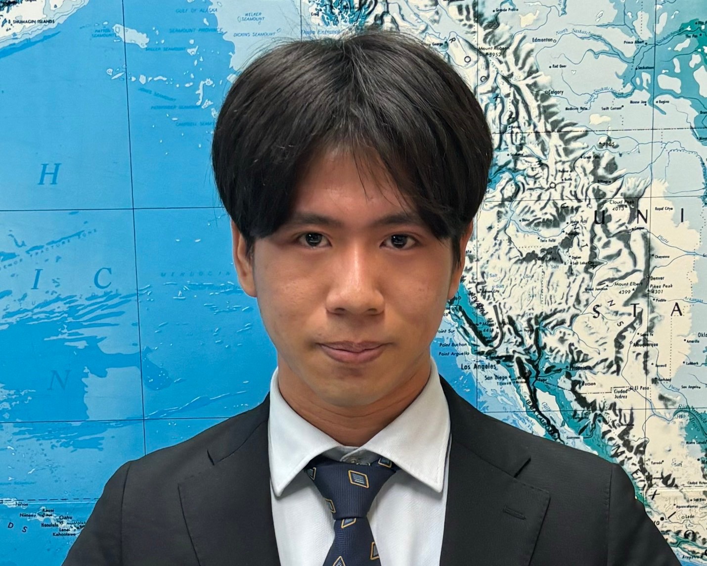 林　先生
