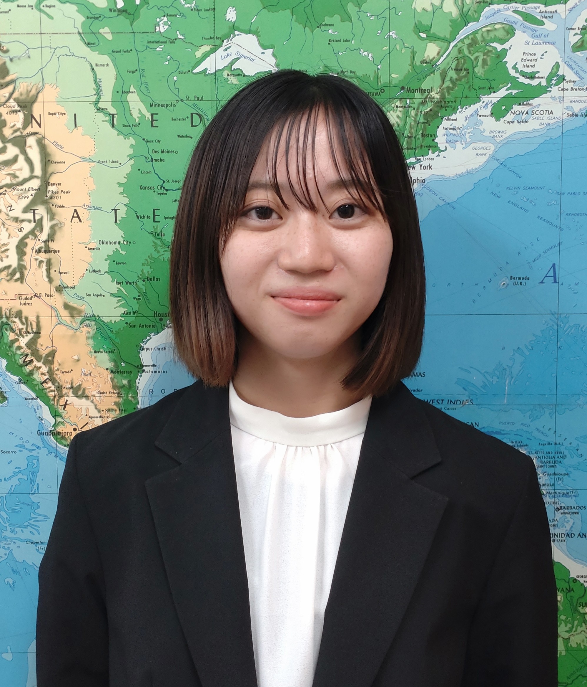 野村心優 先生