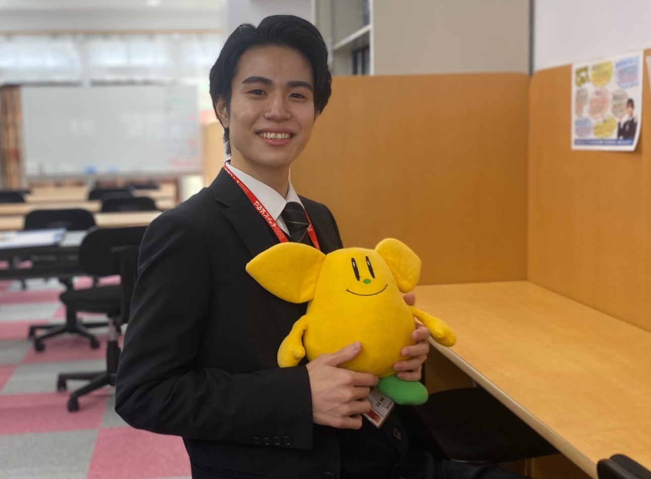 伊波　圭輔　先生