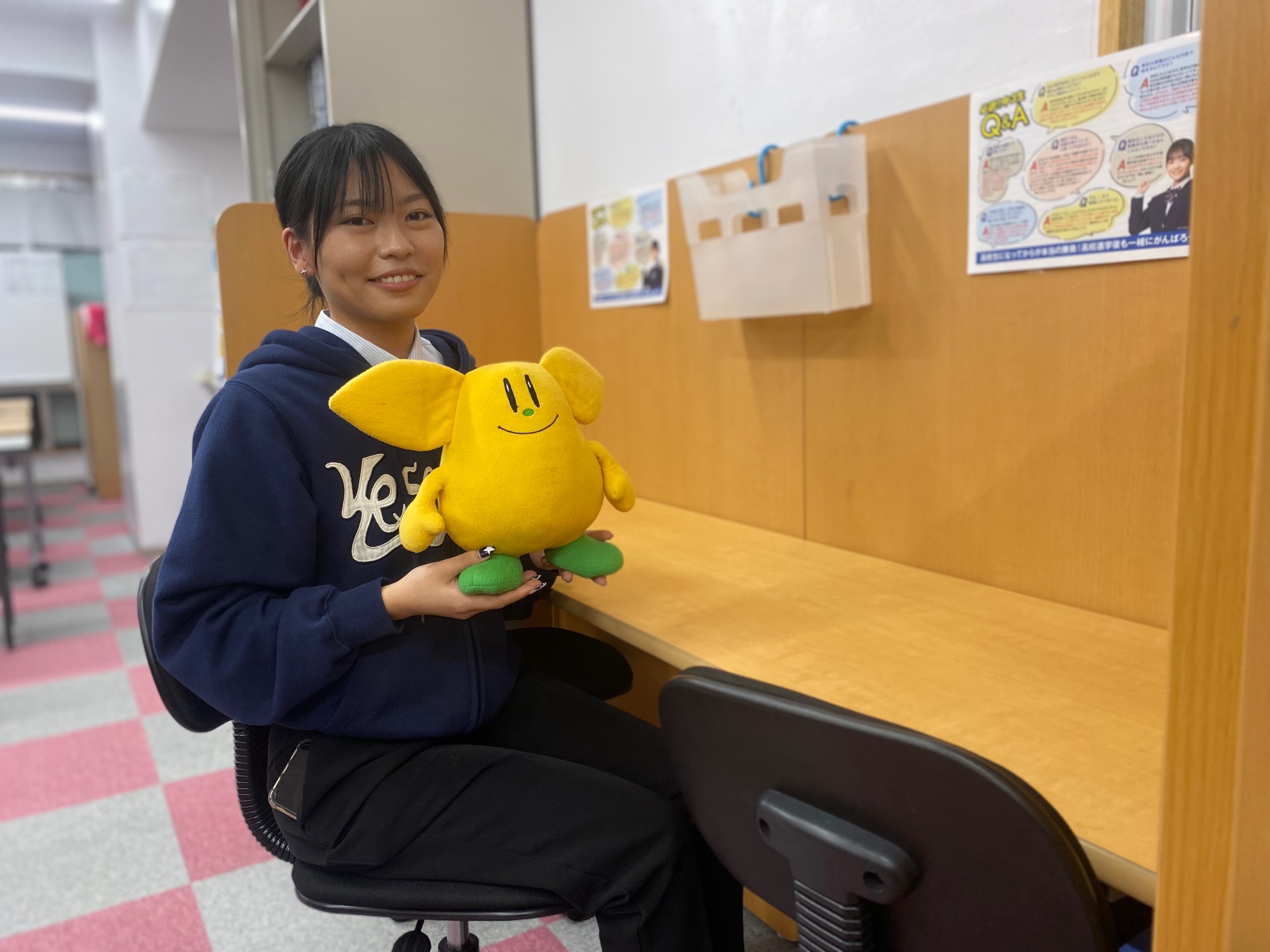 玉城　菜花　先生