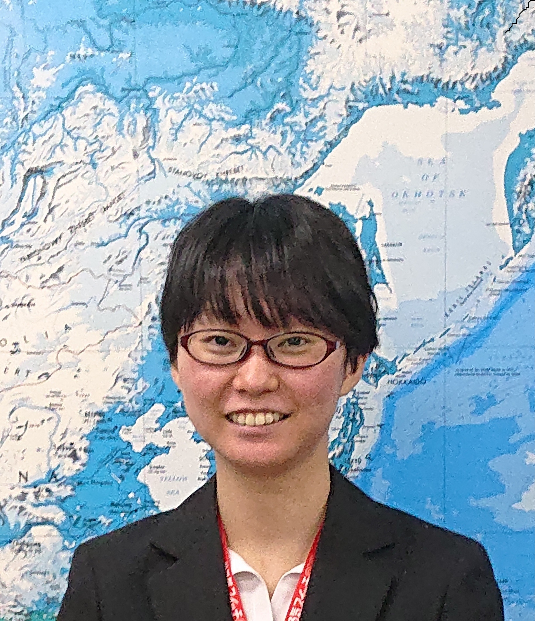 菰田　晴香先生